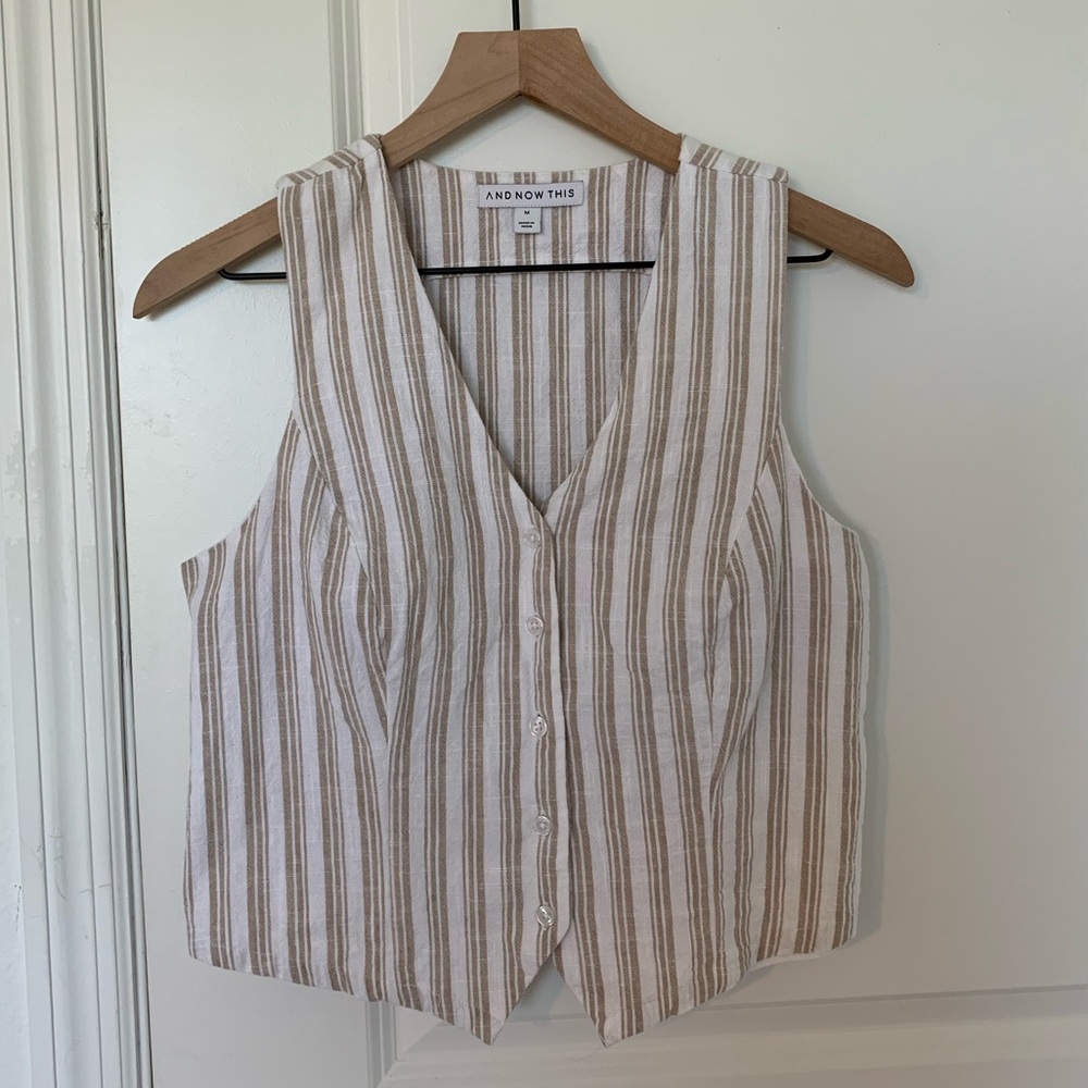 Tan Sleeveless Fitted Vest